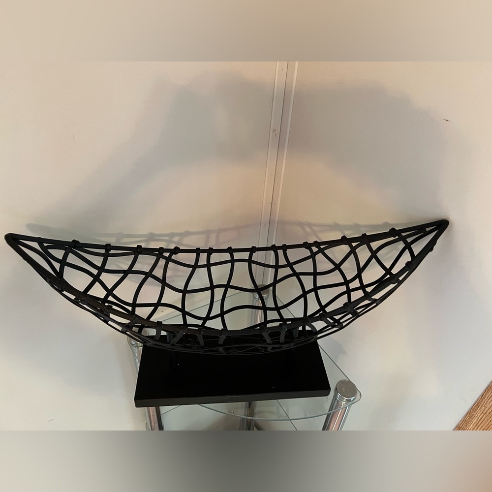 Vintage wire fruit basket bowl/boat